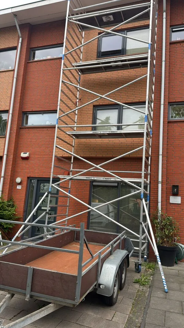 WhatsApp-Image-2025-05-27-at-11.19.18-3-600×1067